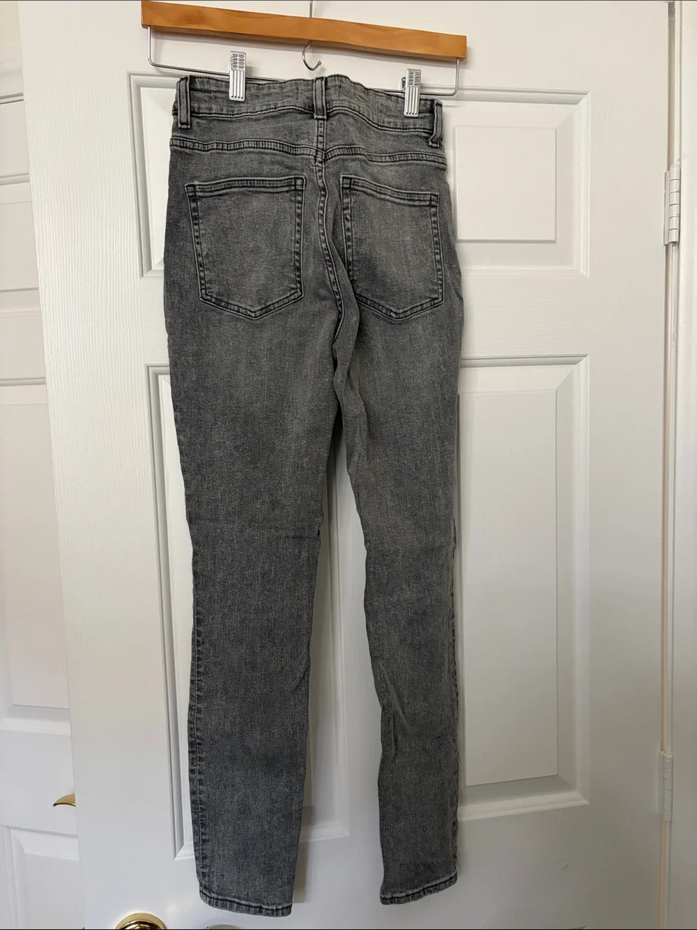 H&M High-Rise Grey Skinny Jeans